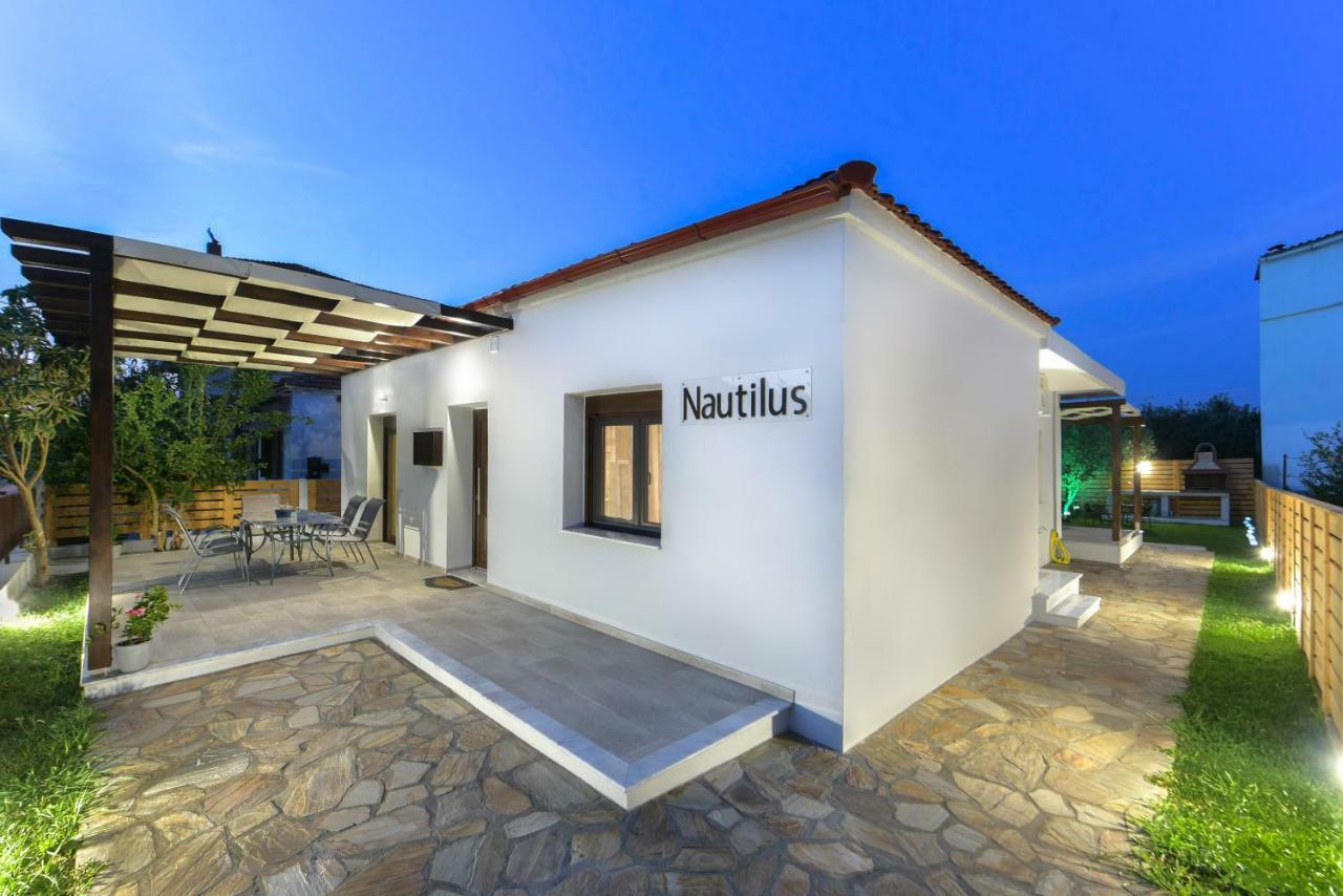 Νautilus Luxury Apartments イエリソス エクステリア 写真